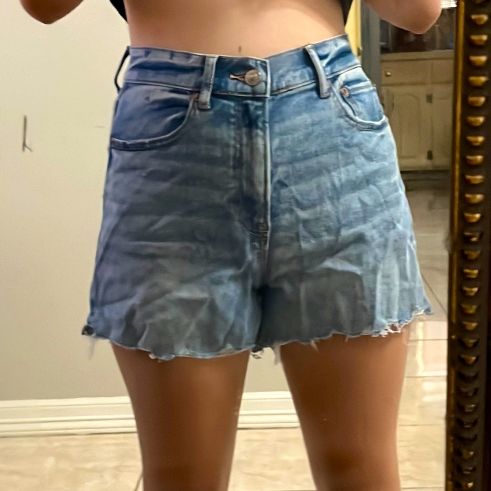 American Eagle stretch shorts size 4